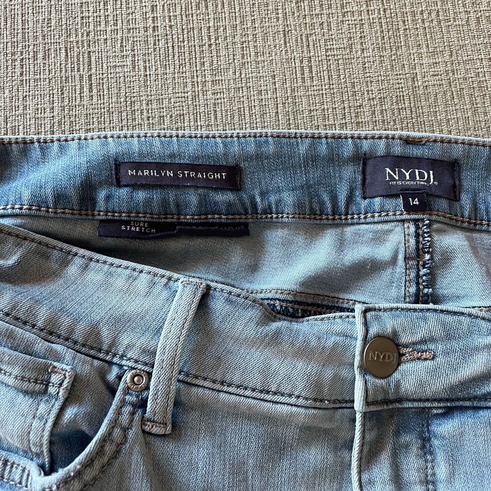 NYDJ Marilyn Ankle Jeans, size 14 - Picture 9 of 11